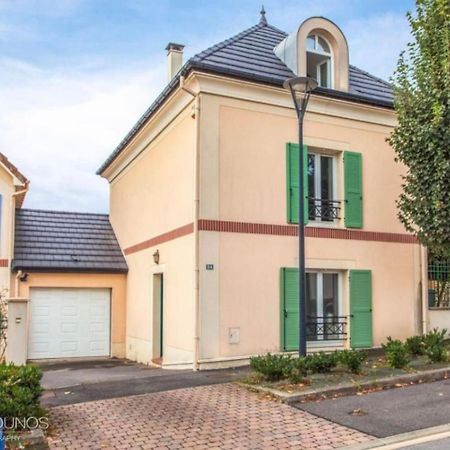 Family Disney House Magny-le-Hongre Εξωτερικό φωτογραφία