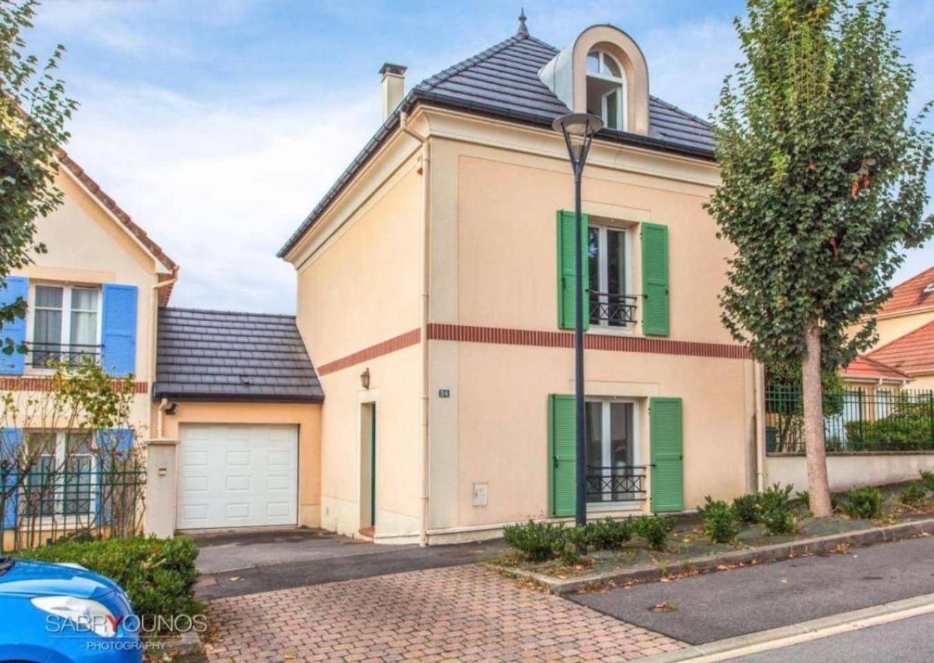 Family Disney House Magny-le-Hongre Εξωτερικό φωτογραφία